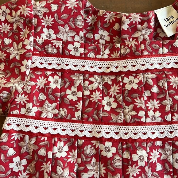 Sardon red floral pleated dress NWT - Picture 4 of 9